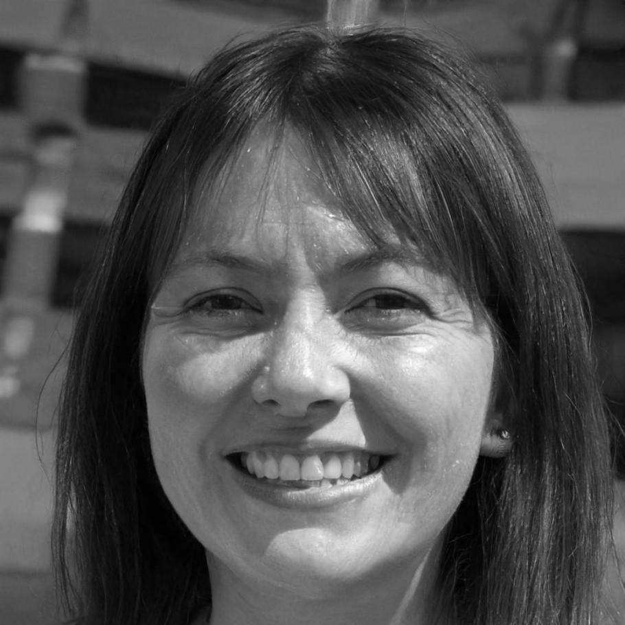 Elena Martínez, Directora de Desarrollo Personal